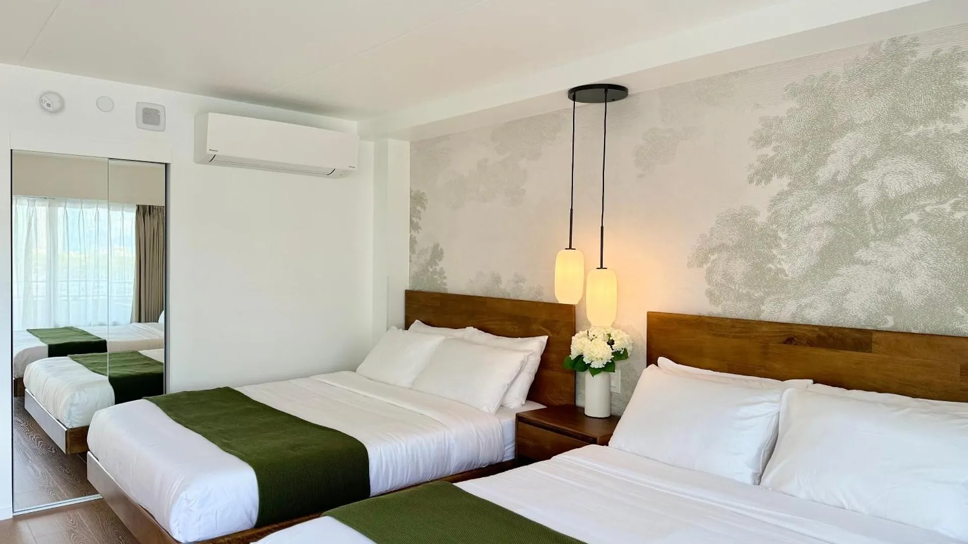 Апартаменты Panoramic Oceanview Resort - Full Kitchen In Each Room, 2 Swimming Pools, Onsite Restaurants, Fireworks Every Friday Гонолулу США
