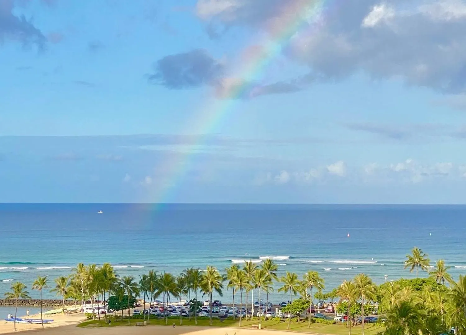 Panoramic Oceanview Resort - Full Kitchen In Each Room, 2 Swimming Pools, Onsite Restaurants, Fireworks Every Friday Honolulu 0*,  United States