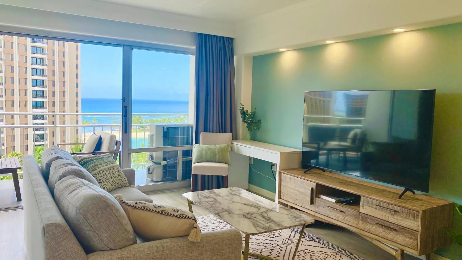 Apartment Panoramic Oceanview Resort - Full Kitchen In Each Room, 2 Swimming Pools, Onsite Restaurants, Fireworks Every Friday Honolulu United States