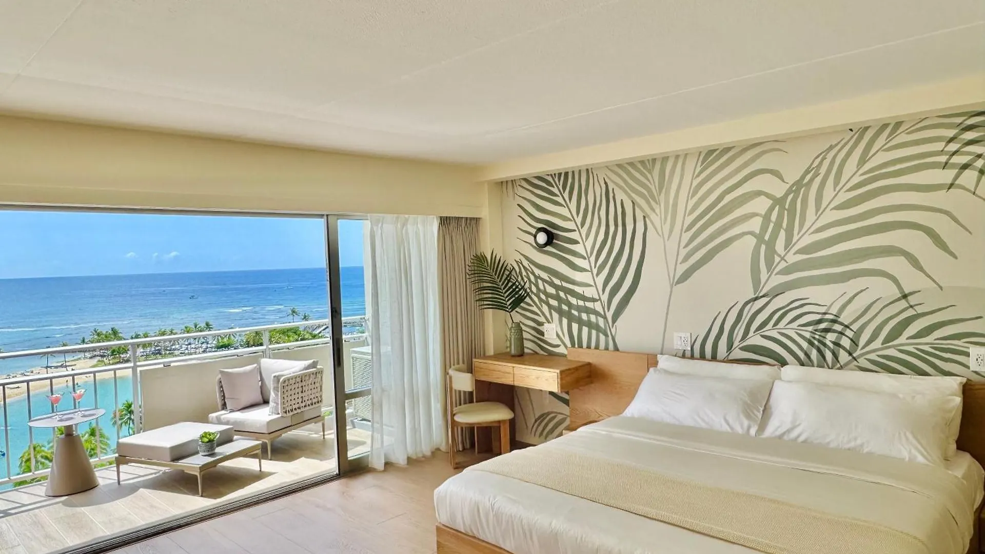 Panoramic Oceanview Resort - Full Kitchen In Each Room, 2 Swimming Pools, Onsite Restaurants, Fireworks Every Friday Honolulu