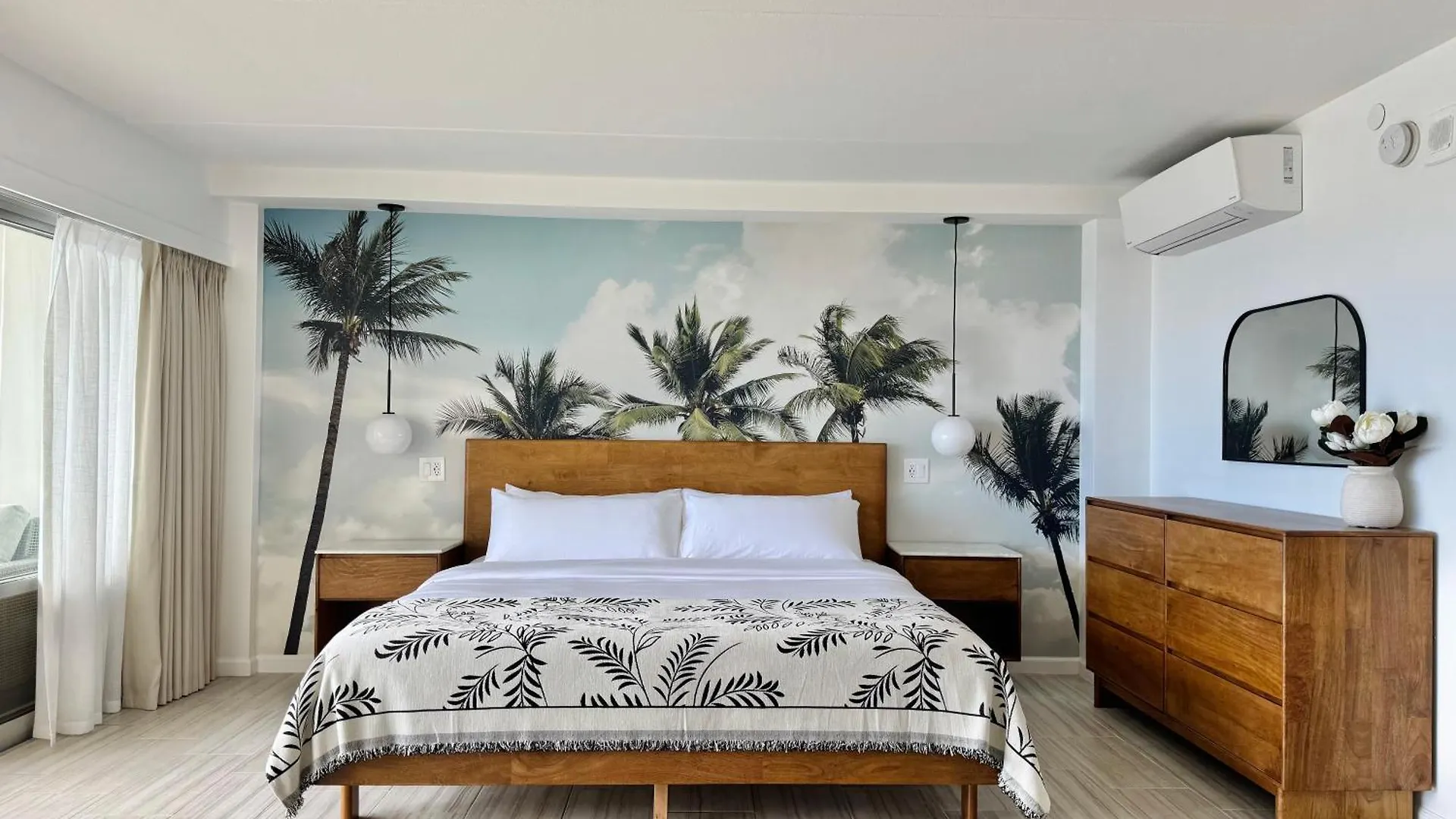 Panoramic Oceanview Resort - Full Kitchen In Each Room, 2 Swimming Pools, Onsite Restaurants, Fireworks Every Friday Honolulu