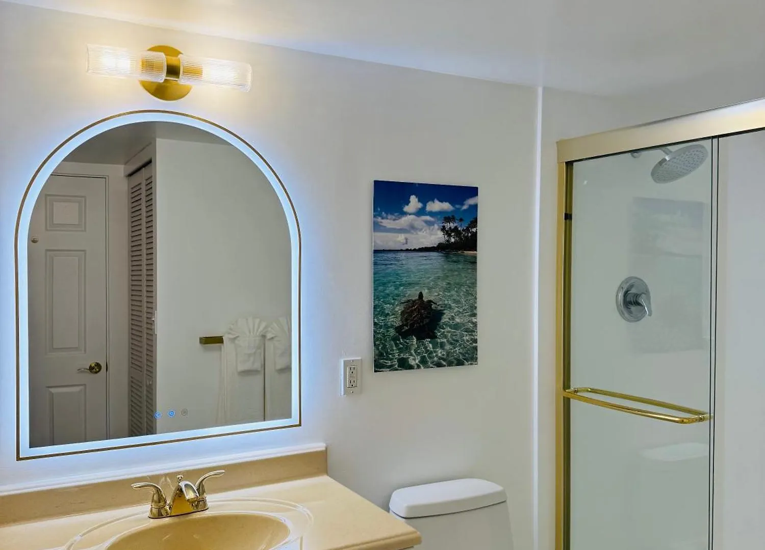 Panoramic Oceanview Resort - Full Kitchen In Each Room, 2 Swimming Pools, Onsite Restaurants, Fireworks Every Friday Honolulu Apartment